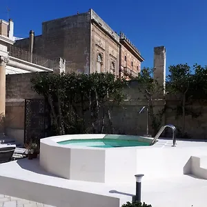 Frühstückspension Dimora Charleston Parcheggio Privato In Loco Gratis Lecce